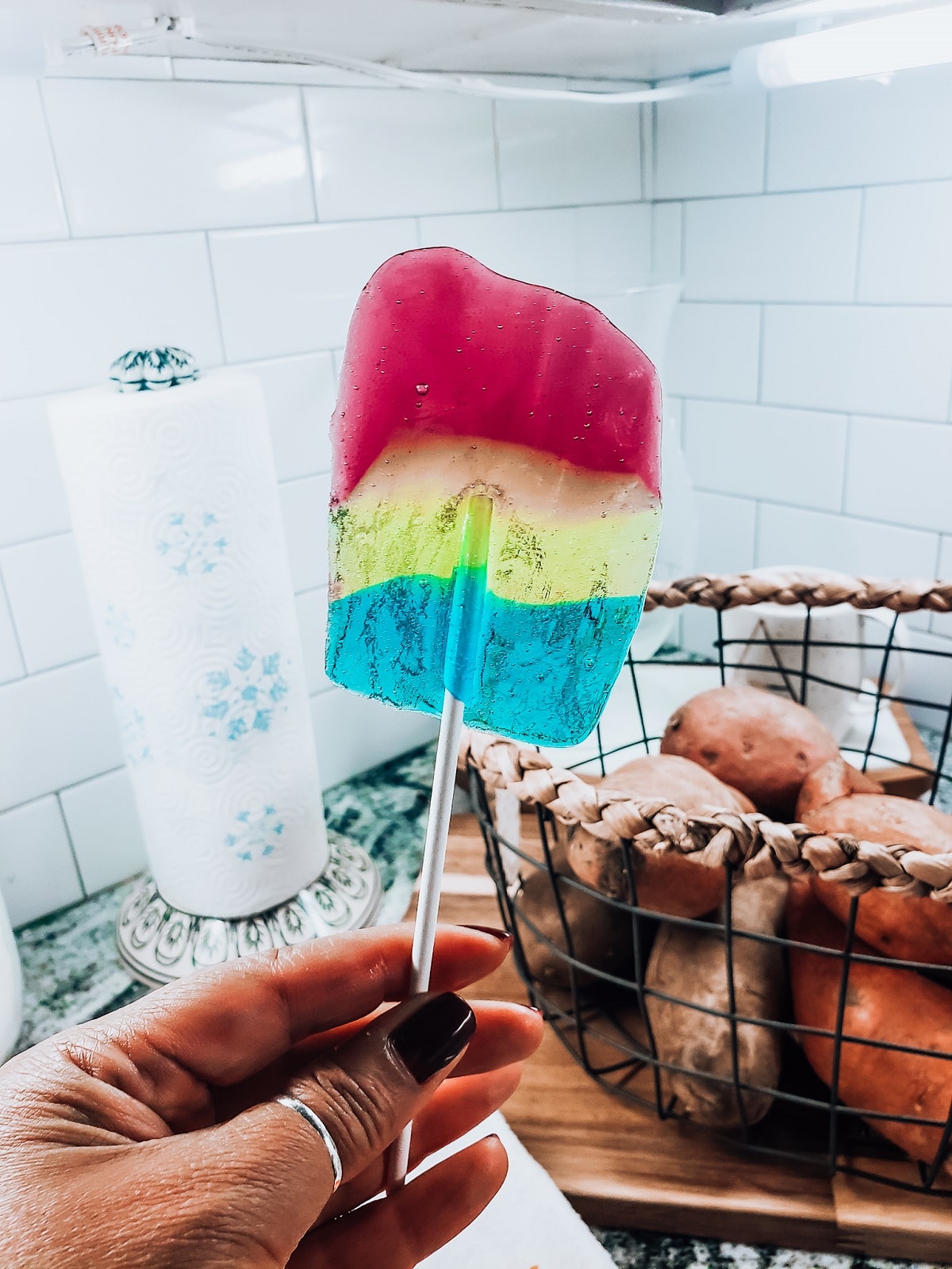 Kid Friendly DIY Jolly Rancher Lollipops Valentine Day Treats....Happy