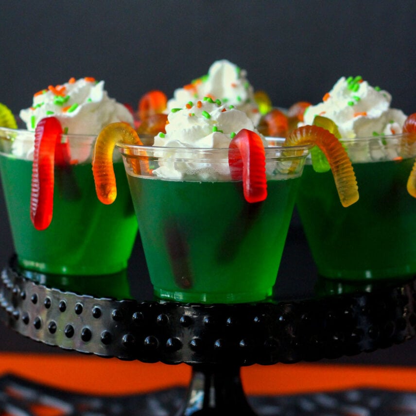 creepy-crawly-jello-cups