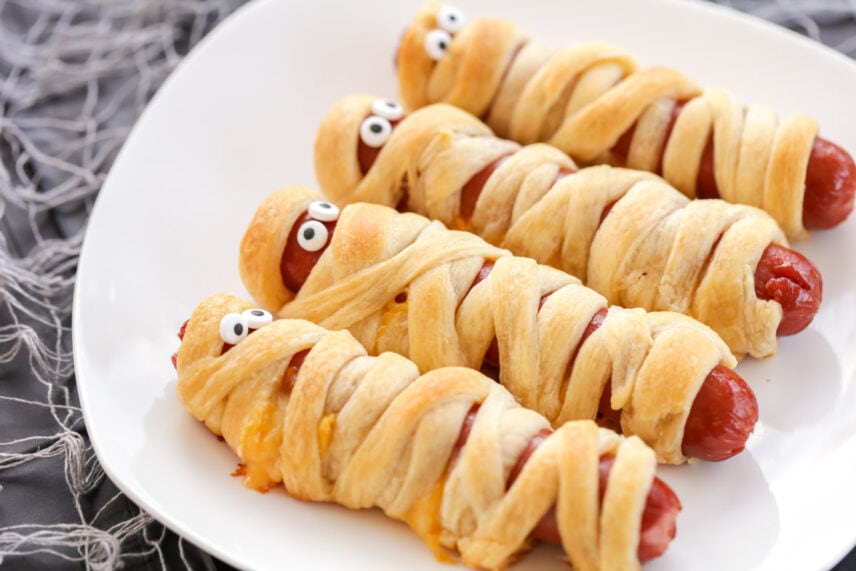 Mummy-dogs-halloween