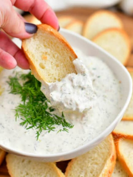 smoked-salmon-dip-new-years-eve-bites