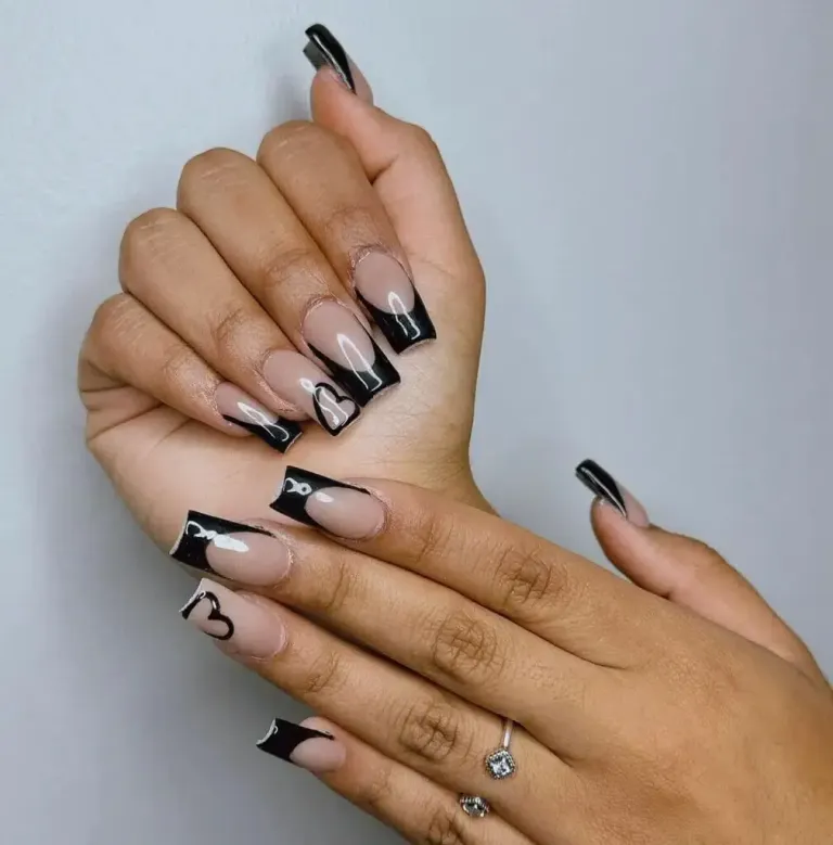 black-vday-nail-art